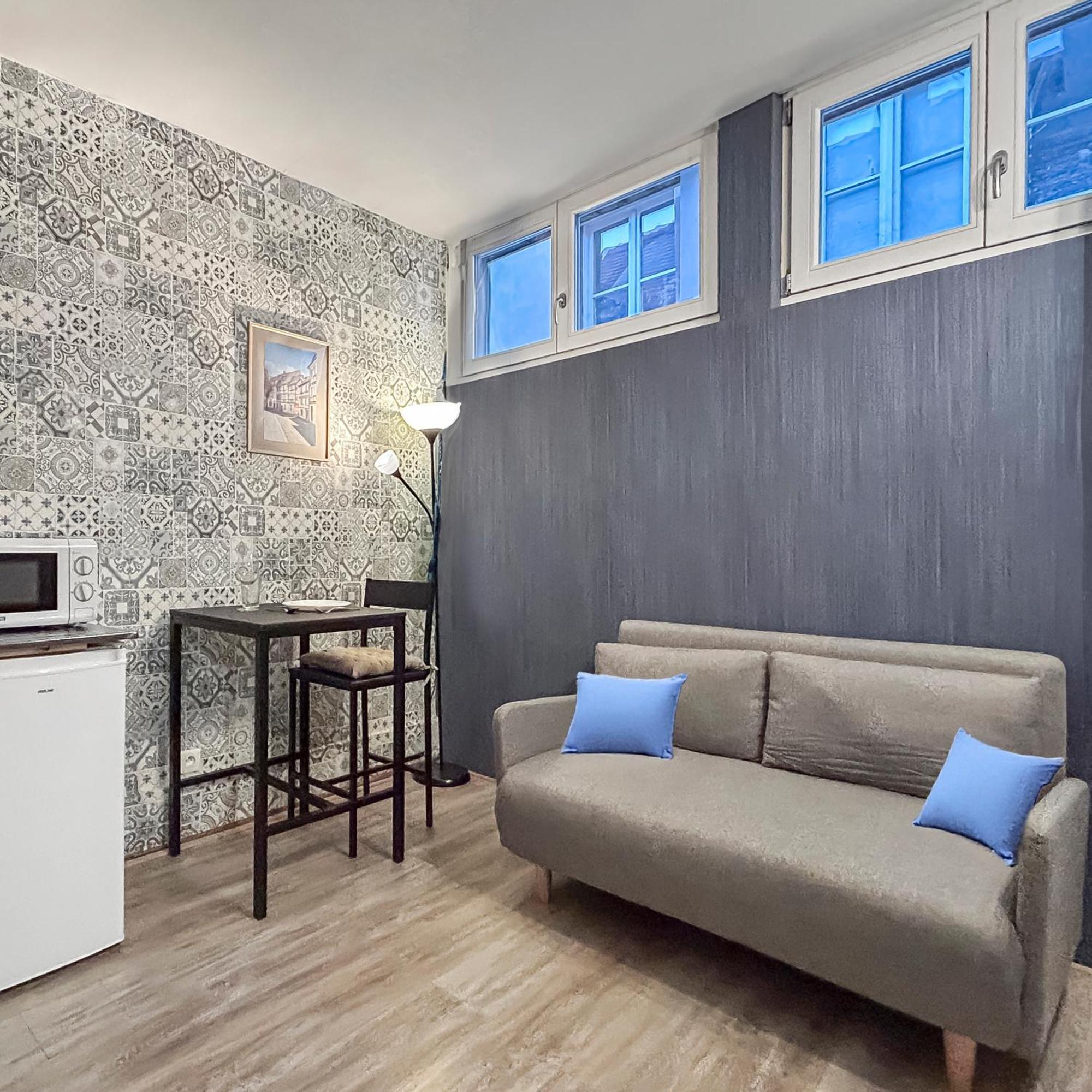 La Provence Apartment *